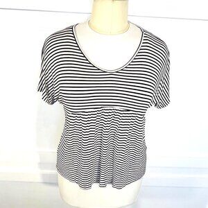SJS Blouse Women's 1X Peplum V-Neck Black and White Striped Short Dolman Sleeve